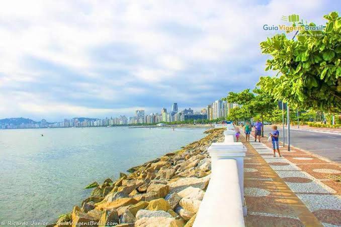 Kitnet Simples Na Ponta Da Praia ,Santos, A Uma Quadra Da Praia, Proximo Ao Aquario Zewnętrze zdjęcie